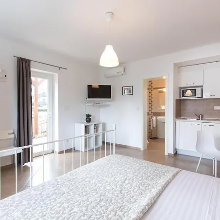 Апартаменты Laura Krk