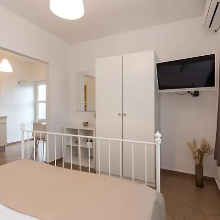 Laura Krk Апартаменты