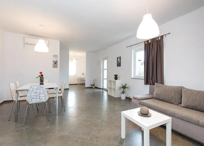 Appartement Laura Krk Krk Town